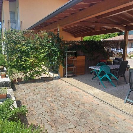 CASCINA LEGNAGO near Garda lake - trilocale Villanuova sul clisi Exterior foto