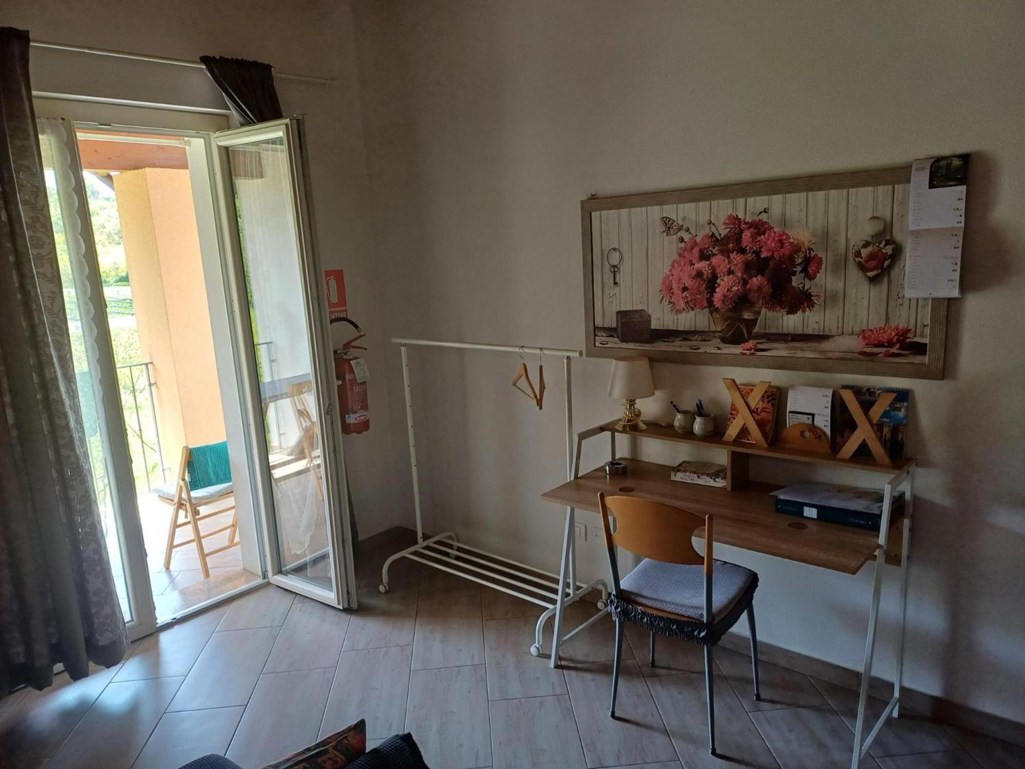 CASCINA LEGNAGO near Garda lake - trilocale Villanuova sul clisi Exterior foto